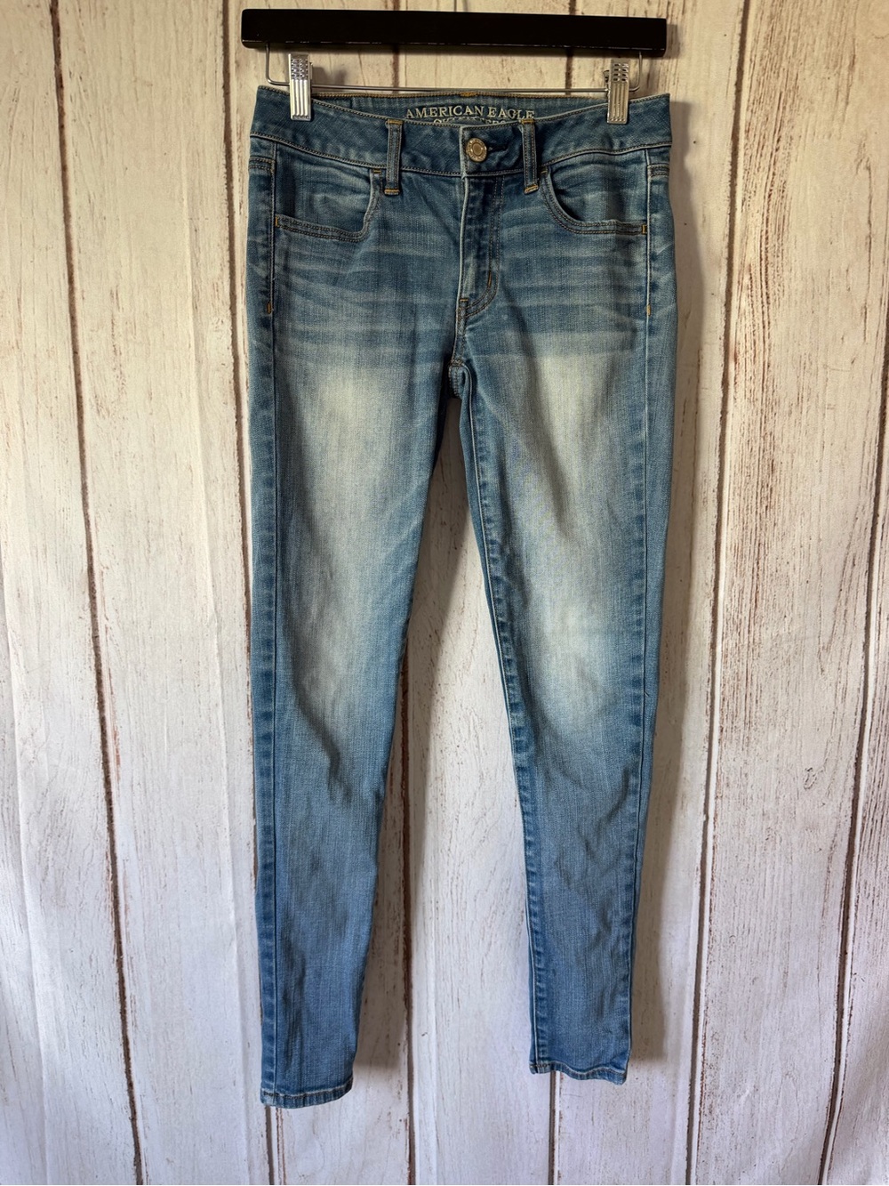 American Eagle Super Stretch Skinny Jeans Light Wash Denim Mid Rise Size 2